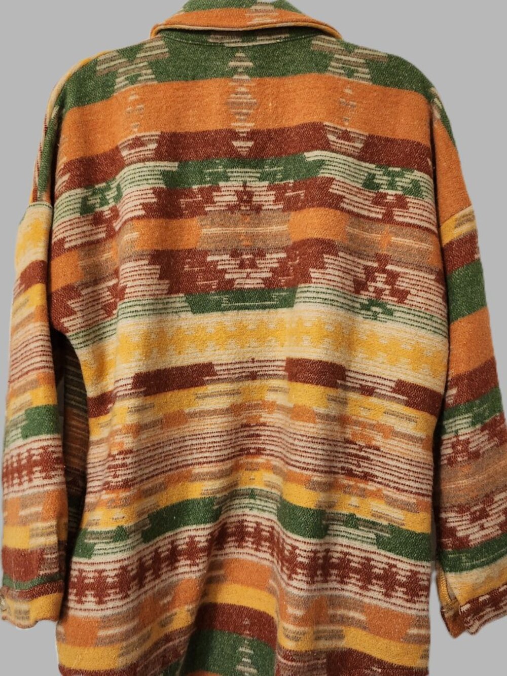 NWT Davi & Dani oversized Southwestern print shacket in size Small. - Picture 4 of 12